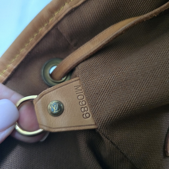 Authentic Louis Vuitton LV BackPack Montsouris GM Brown Monogram - Picture 14 of 16